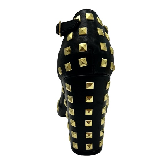 STEVE MADDEN "HUNNIE" BLACK ANKLE STRAP OPEN TOE HEELS WITH GOLD STUDS - Picture 12 of 16